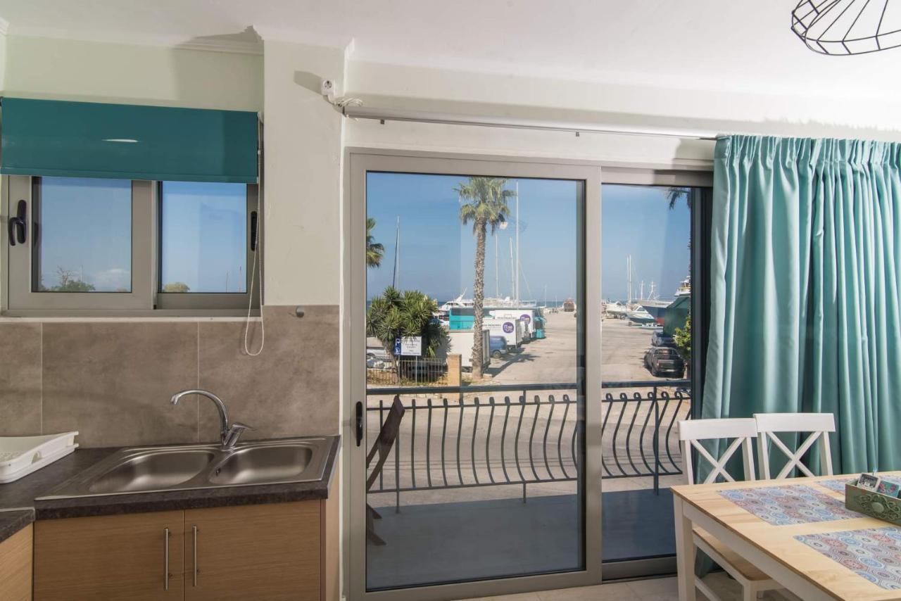 Alexandra'S Apartments - Port Of Zante المظهر الخارجي الصورة